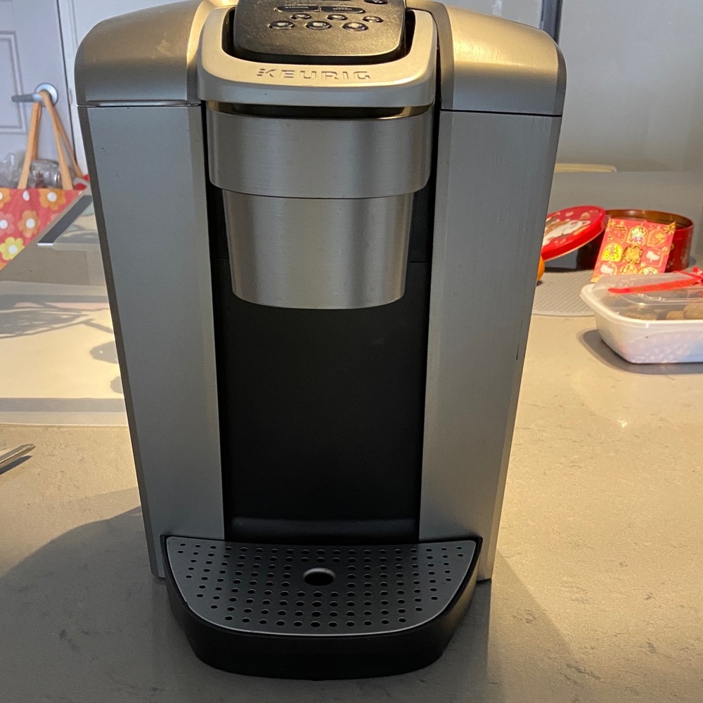 Keurig Metallic and Black Coffee Brewer